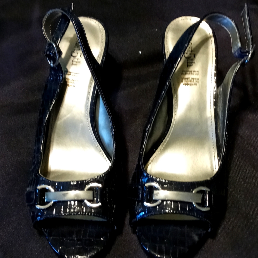 East 5th Black 8.5m